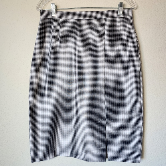 Dresses & Skirts - Vintage Black & White Checked Short Skirt Size 12